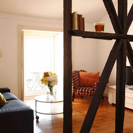 Charming 2 Bedroom Lejlighed